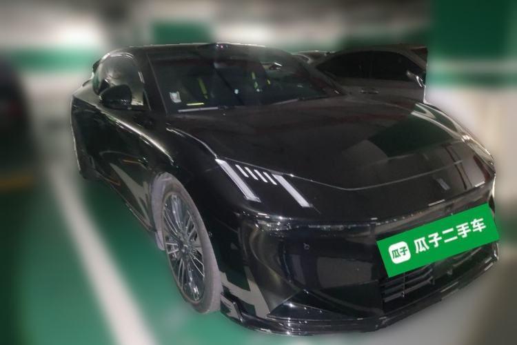 Used Lynk & Co 10 EM-P 2025 Model 240 All-Wheel Drive Ultra—Sport Edition Front Right 45 Deg