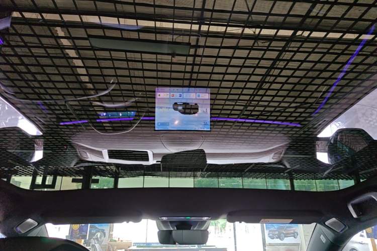 Used Lynk & Co 10 EM-P 2025 Model 240 Four-Wheel Drive Ultra Headliner