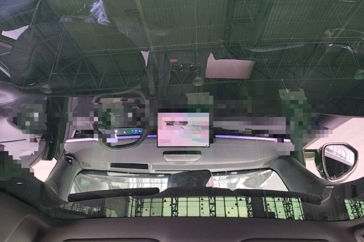 Used Lynk & Co 10 EM-P 2025 Model 240 Four-Wheel Drive Ultra Headliner