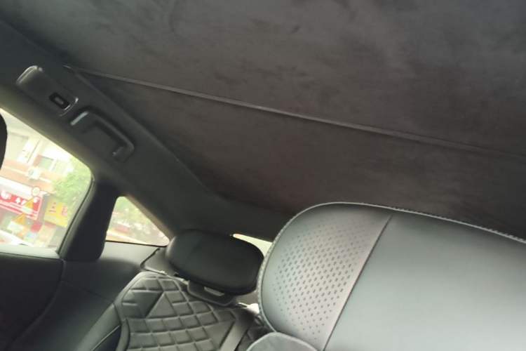 Used Lynk & Co 10 EM-P 2025 Model 120 Four-Wheel Drive Ultra Headliner