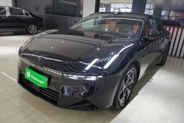 Lynk & Co 10 EM-P 2025 Model 120 Four-Wheel Drive Ultra usata