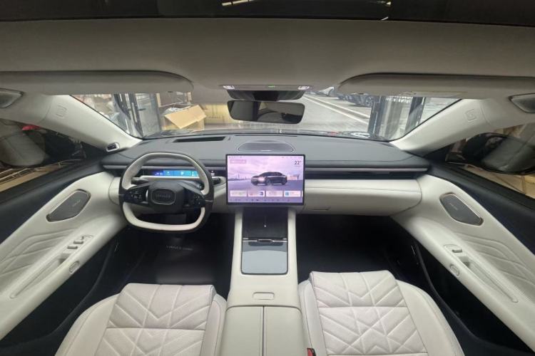 Used Lynk & Co 10 EM-P 2025 Model 120 Four-Wheel Drive Ultra Interior 1
