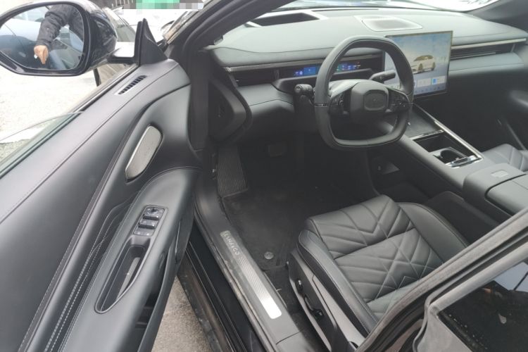 Used Lynk & Co 10 EM-P 2025 Model 120 Four-Wheel Drive Ultra Interior 3