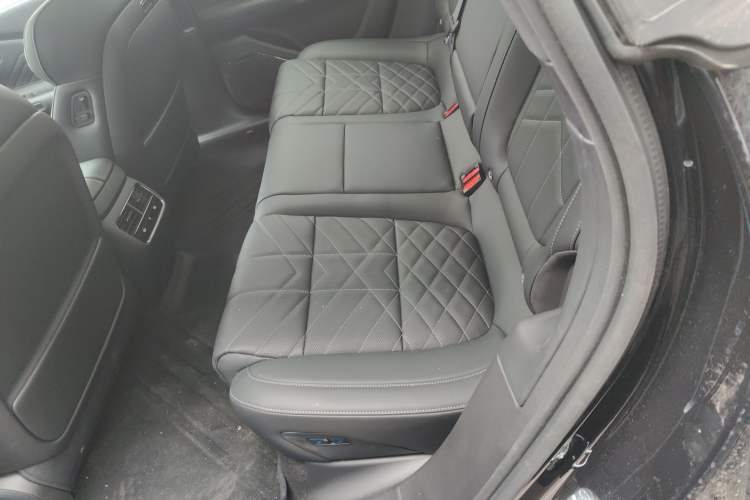 Used Lynk & Co 10 EM-P 2025 Model 120 Four-Wheel Drive Ultra Interior 4