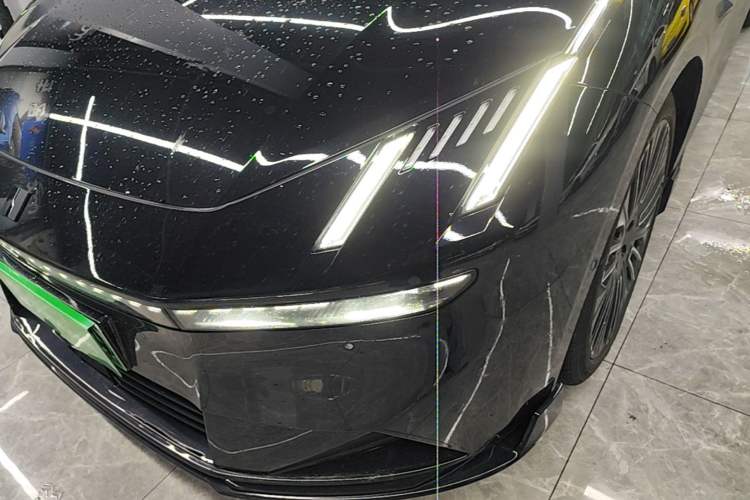 Used Lynk & Co 10 EM-P 2025 Facelifted Model 240 All-Wheel Drive Ultra Left Front Headlight