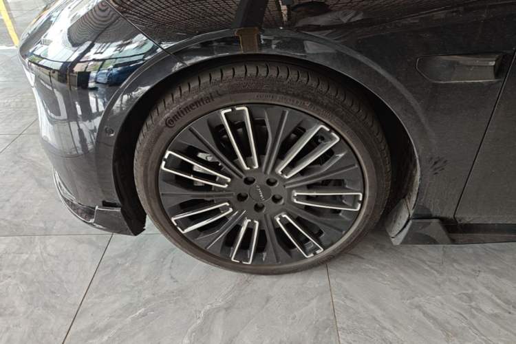 Used Lynk & Co 10 EM-P 2025 Model 240 Four-Wheel Drive Ultra Left Front Wheel Hub