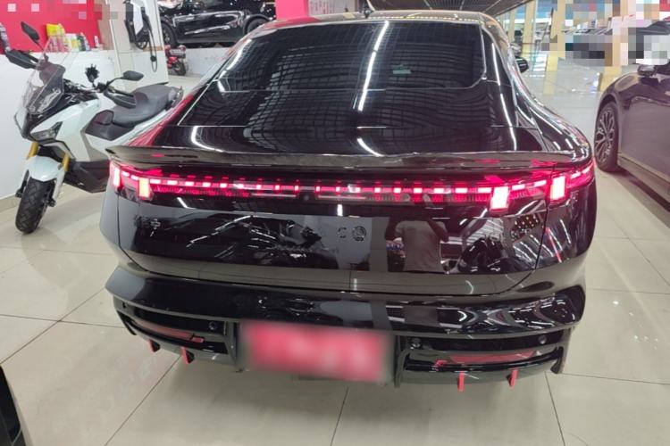 Used Lynk & Co 10 EM-P 2025 Model 240 All-Wheel Drive Ultra—Sport Edition Rear