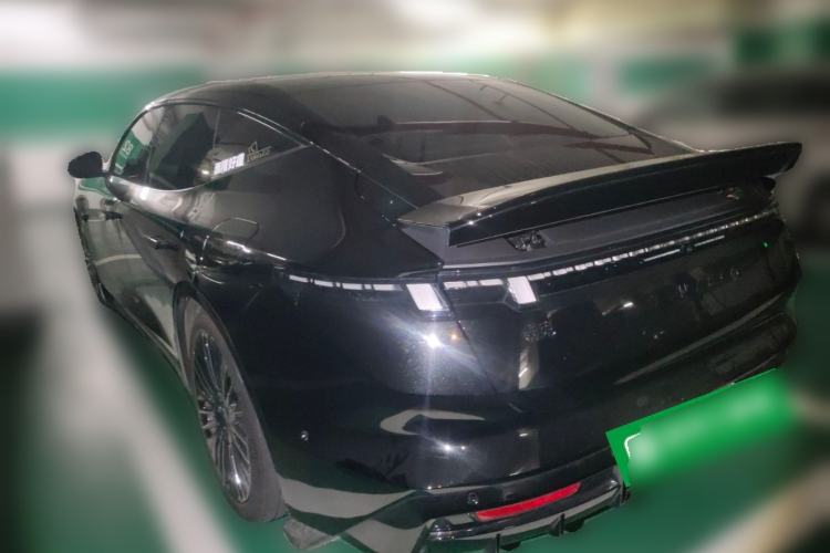 Used Lynk & Co 10 EM-P 2025 Model 240 All-Wheel Drive Ultra—Sport Edition Rear Left 45 Deg