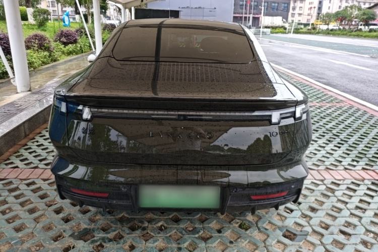 Used Lynk & Co 10 EM-P 2025 Model 240 All-Wheel Drive Ultra—Sport Edition Rear