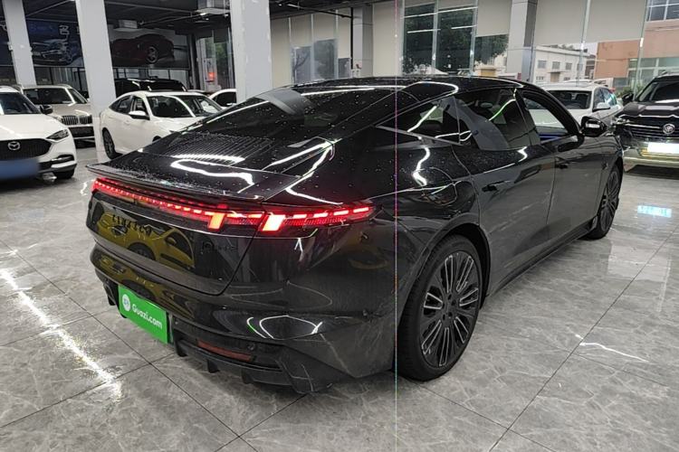 Used Lynk & Co 10 EM-P 2025 Facelifted Model 240 All-Wheel Drive Ultra Rear Right 45 Deg
