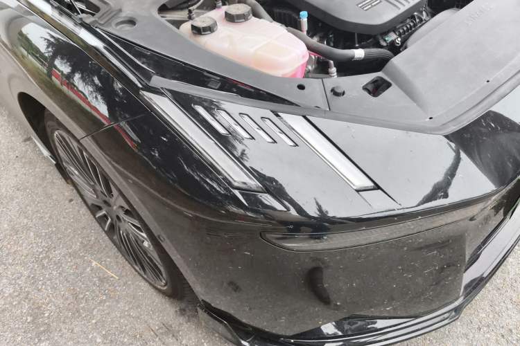 Used Lynk & Co 10 EM-P 2025 Model 120 Four-Wheel Drive Ultra Right Front Headlight