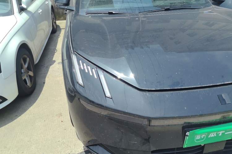 Used Lynk & Co 10 EM-P 2025 Facelifted Model 240 All-Wheel Drive Ultra Right Front Headlight