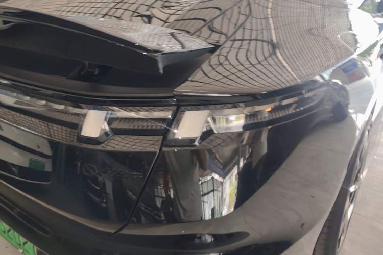 Used Lynk & Co 10 EM-P 2025 Model 240 Four-Wheel Drive Ultra Right Rear Taillight