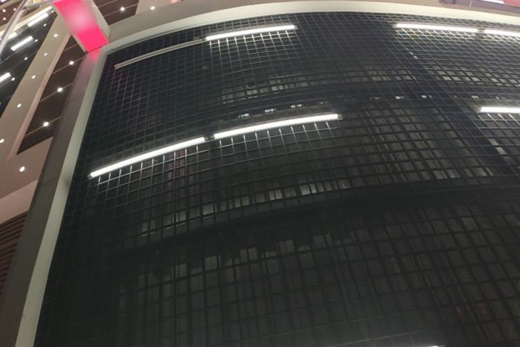 Used Lynk & Co 10 EM-P 2025 Model 240 All-Wheel Drive Ultra—Sport Edition Roof