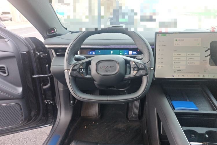 Used Lynk & Co 10 EM-P 2025 Model 120 Four-Wheel Drive Ultra Steering Wheel