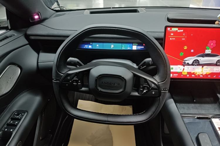 Used Lynk & Co 10 EM-P 2025 Model 120 Four-Wheel Drive Ultra Steering Wheel