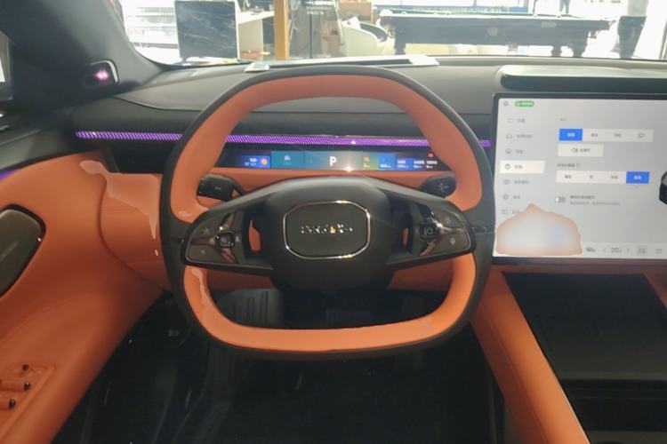 Used Lynk & Co 10 EM-P 2025 Model 240 Four-Wheel Drive Ultra Steering Wheel