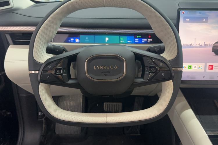 Used Lynk & Co 10 EM-P 2025 Model 120 Four-Wheel Drive Ultra Steering Wheel