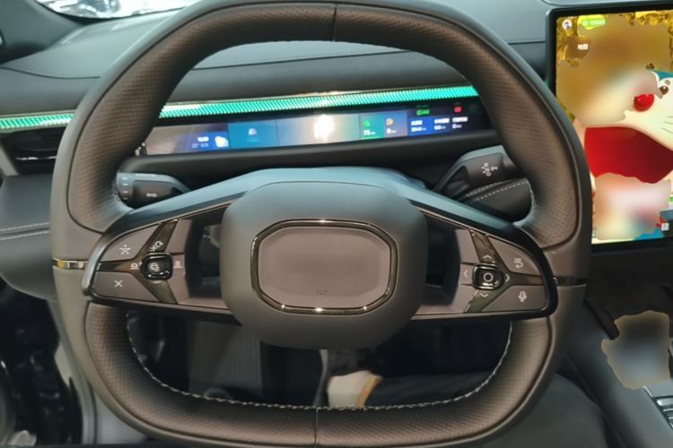 Used Lynk & Co 10 EM-P 2025 Model 120 Four-Wheel Drive Ultra Steering Wheel