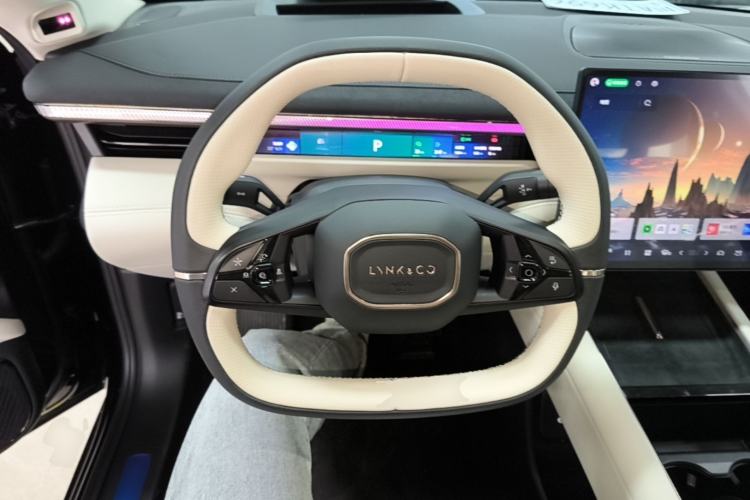 Used Lynk & Co 10 EM-P 2025 Model 120 Four-Wheel Drive Ultra Steering Wheel