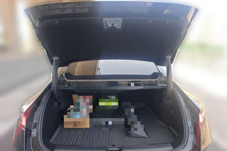 Used Lynk & Co 10 EM-P 2025 Model 120 Four-Wheel Drive Ultra Trunk