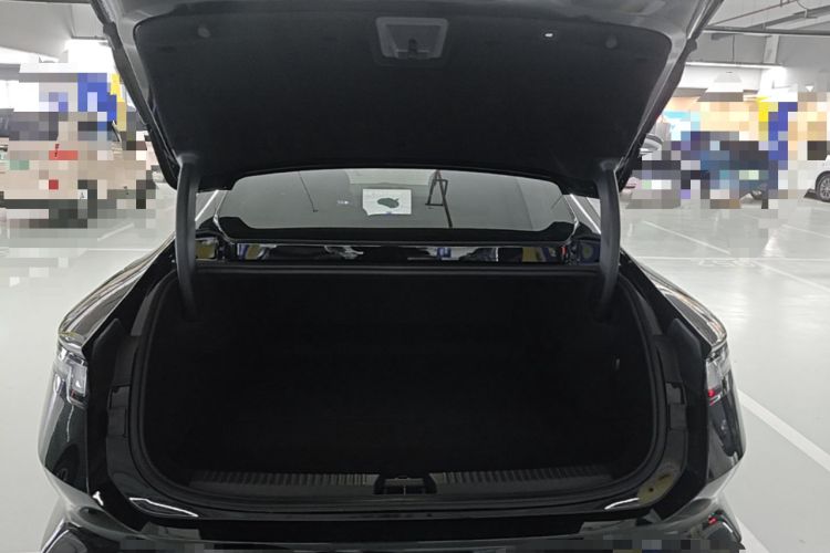 Used Lynk & Co 10 EM-P 2025 Model 120 Four-Wheel Drive Ultra Trunk