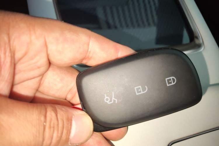 Used Lynk & Co 10 EM-P 2025 Model 120 Four-Wheel Drive Ultra Vehicle Key