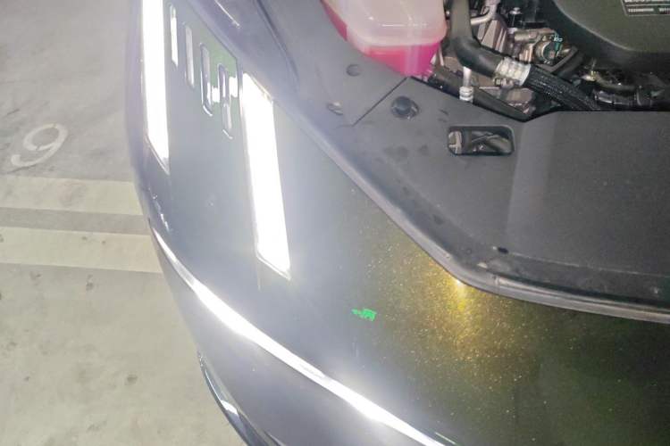 Used Lynk & Co 10 EM-P 2025 Facelifted Model 240 All-Wheel Drive Ultra—Sport Edition Right Front Headlight