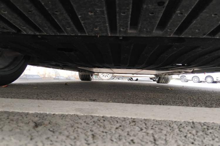Used Lynk & Co 10 EM-P 2025 Model 240 All-Wheel Drive Ultra—Sport Edition Chassis Front