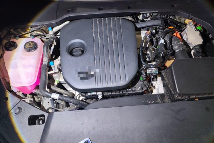 Used Lynk & Co 10 EM-P 2025 Model 240 All-Wheel Drive Ultra—Sport Edition Engine Bay