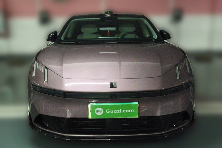 Used Lynk & Co 10 EM-P 2025 Model 240 Four-Wheel Drive Ultra Front
