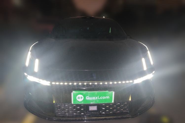 Used Lynk & Co 10 EM-P 2025 Model 240 All-Wheel Drive Ultra—Sport Edition Front
