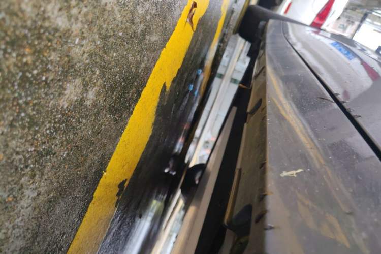 Used Lynk & Co 10 EM-P 2025 Model 240 Four-Wheel Drive Ultra Chassis Front Right