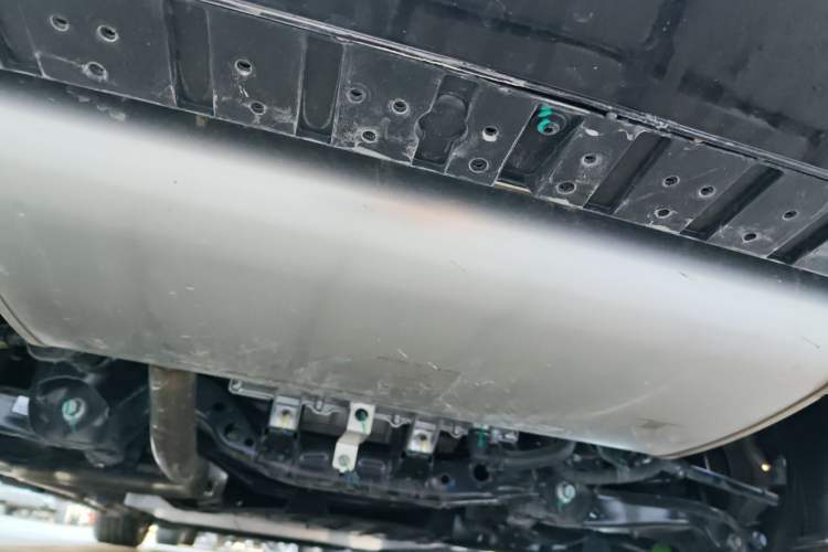Used Lynk & Co 10 EM-P 2025 Model 240 Four-Wheel Drive Ultra Chassis Rear
