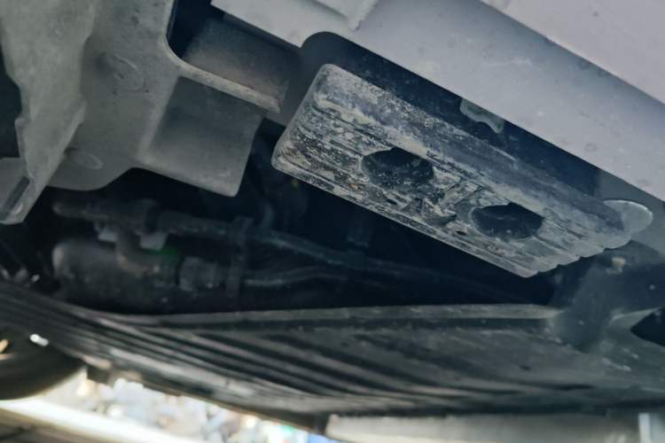 Used Lynk & Co 10 EM-P 2025 Model 240 Four-Wheel Drive Ultra Chassis Rear Right