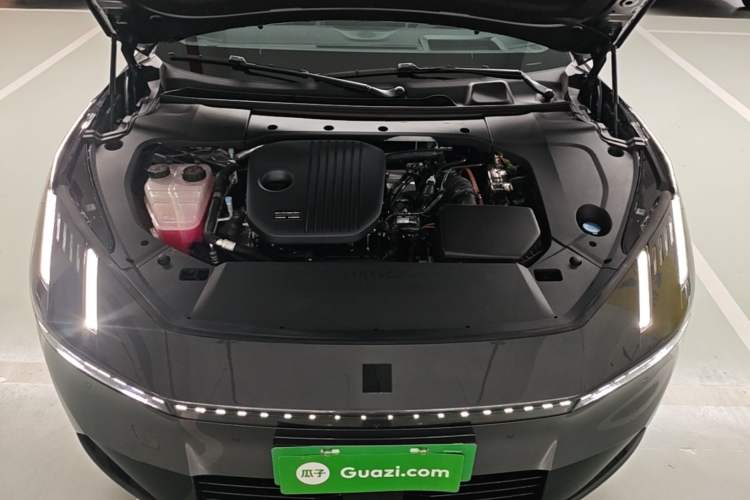 Used Lynk & Co 10 EM-P 2025 Model 120 Four-Wheel Drive Ultra Engine Bay