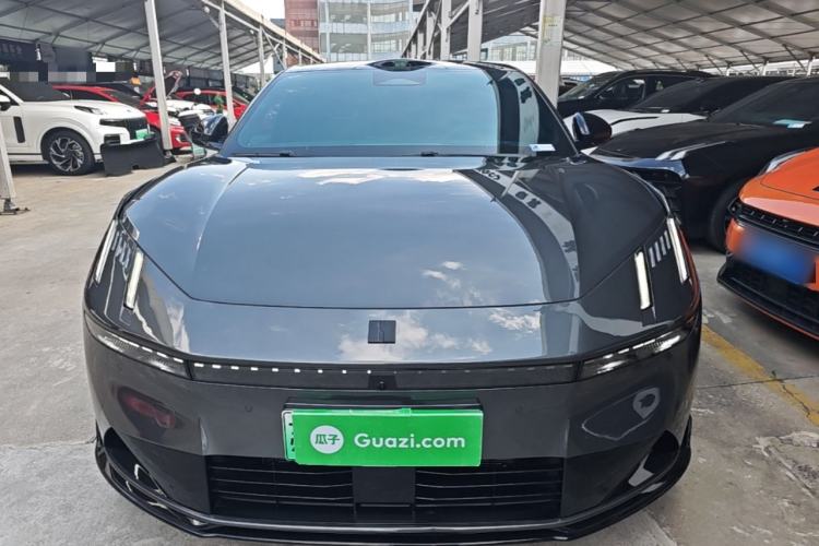 Used Lynk & Co 10 EM-P 2025 Facelifted Model 240 All-Wheel Drive Ultra Front