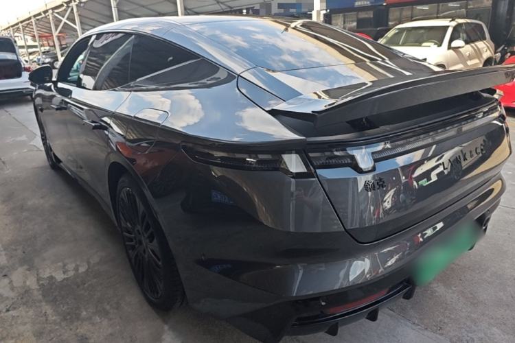 Used Lynk & Co 10 EM-P 2025 Facelifted Model 240 All-Wheel Drive Ultra Rear Left 45 Deg