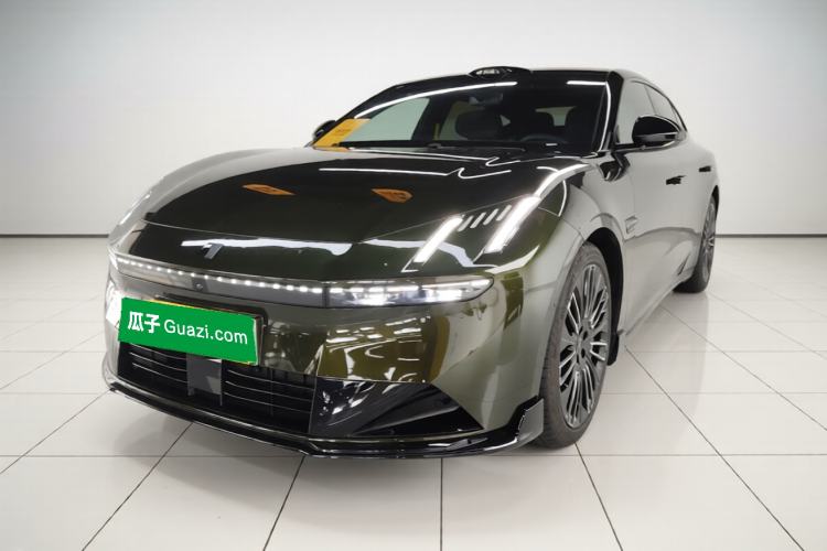 Lynk & Co 10 EM-P 2025 Model 240 All-Wheel Drive Ultra—Sport Edition