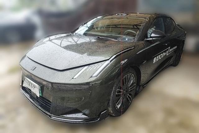 Used Lynk & Co 10 EM-P 2025 Model 240 All-Wheel Drive Ultra—Sport Edition