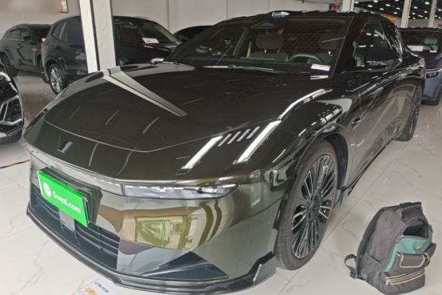 Used Lynk & Co 10 EM-P 2025 Model 240 All-Wheel Drive Ultra—Sport Edition