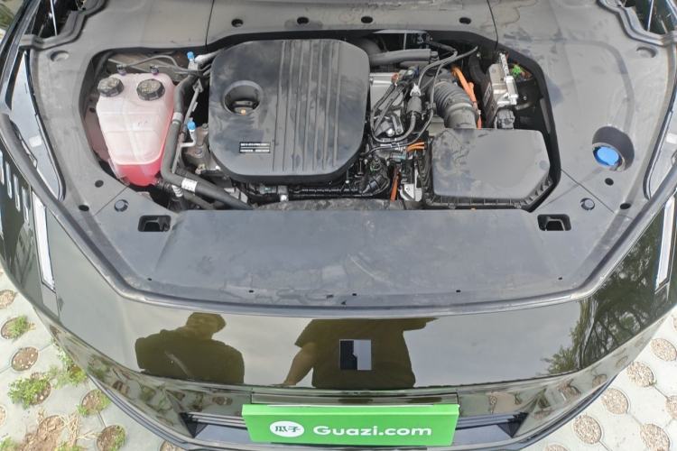 Used Lynk & Co 10 EM-P 2025 Model 240 All-Wheel Drive Ultra—Sport Edition Engine Bay