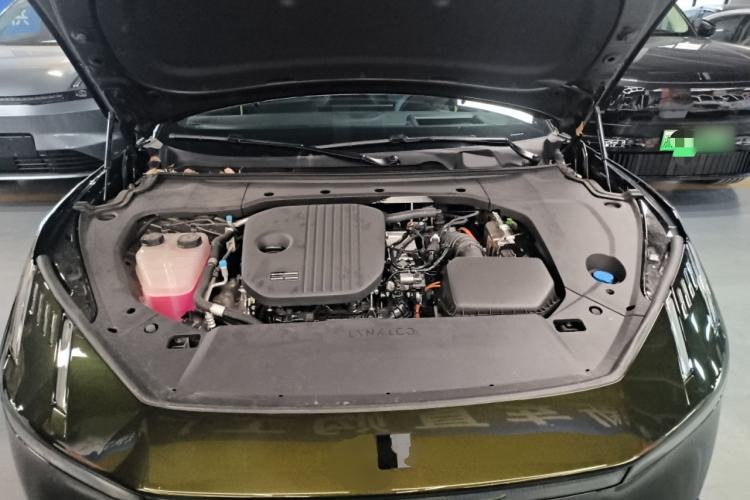 Used Lynk & Co 10 EM-P 2025 Model 240 All-Wheel Drive Ultra—Sport Edition Engine Bay