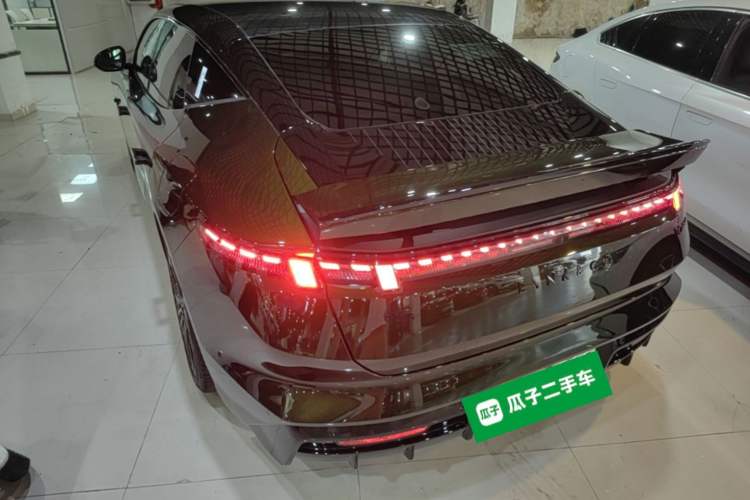 Used Lynk & Co 10 EM-P 2025 Model 240 All-Wheel Drive Ultra—Sport Edition Exterior 2
