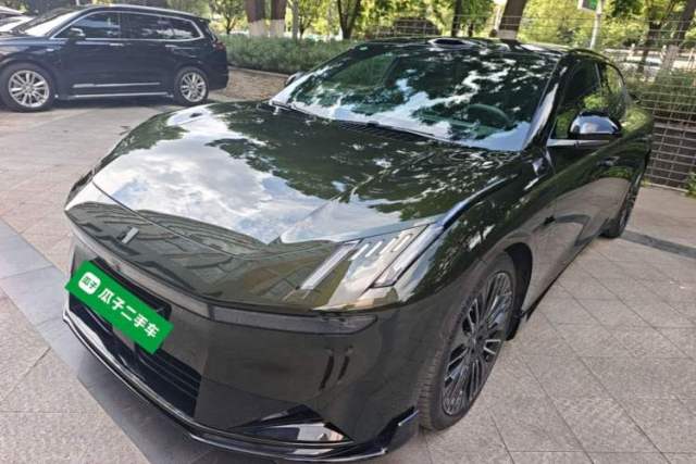 Used Lynk & Co 10 EM-P 2025 Model 240 All-Wheel Drive Ultra—Sport Edition