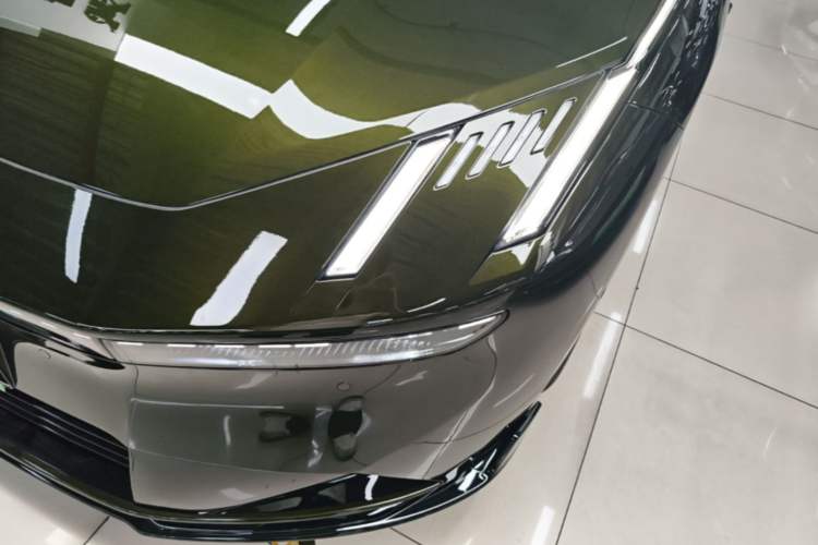 Used Lynk & Co 10 EM-P 2025 Model 240 All-Wheel Drive Ultra—Sport Edition Left Front Headlight