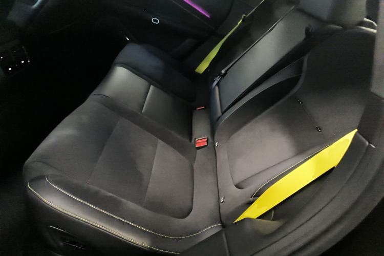 Used Lynk & Co 10 EM-P 2025 Model 240 All-Wheel Drive Ultra—Sport Edition Left Rear Seat