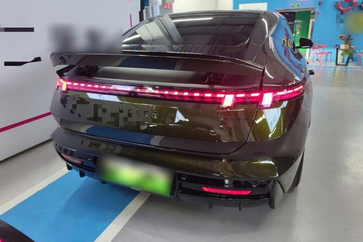Used Lynk & Co 10 EM-P 2025 Model 240 All-Wheel Drive Ultra—Sport Edition Rear