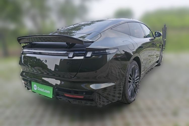 Used Lynk & Co 10 EM-P 2025 Model 240 All-Wheel Drive Ultra—Sport Edition Rear Right 45 Deg