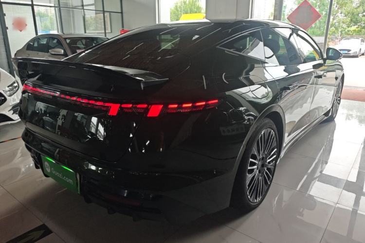 Used Lynk & Co 10 EM-P 2025 Model 240 All-Wheel Drive Ultra—Sport Edition Rear Right 45 Deg